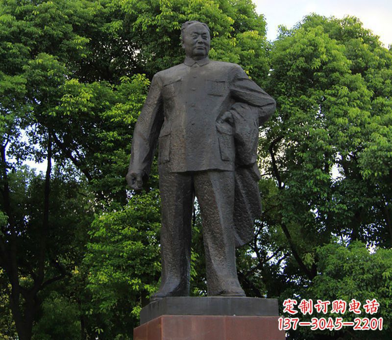 上海陈毅元帅铜雕荣耀中国历史的传承