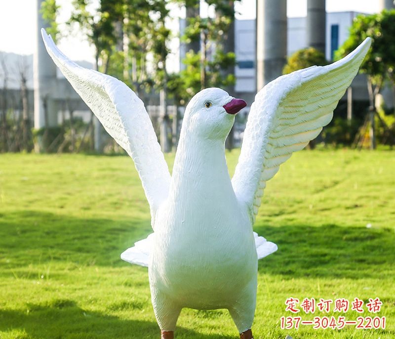 上海和平鸽雕塑传递和平信息