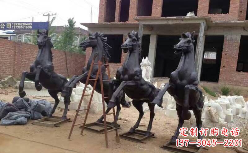 上海马雕塑积极而具有历史意义的艺术