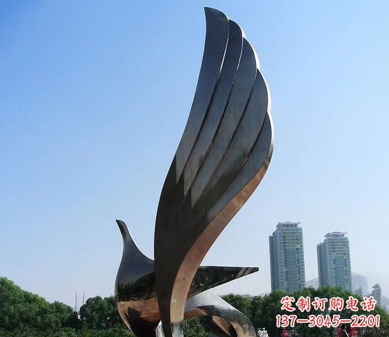 上海不锈钢翅膀雕塑象征着自由的美