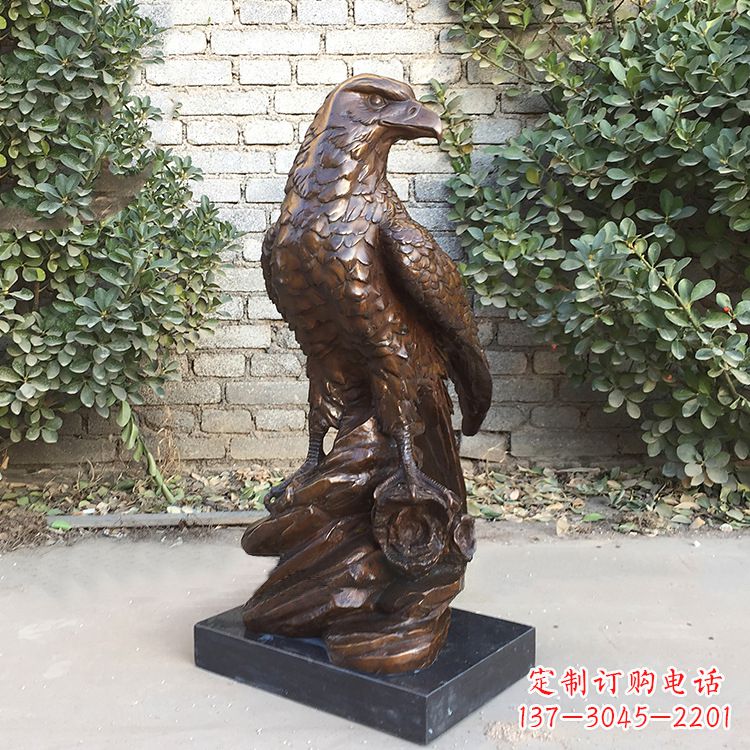 上海铸造精美的老鹰雕塑