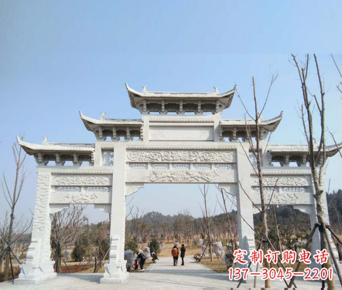 上海“村口三门石雕牌楼”——悠久历史的见证