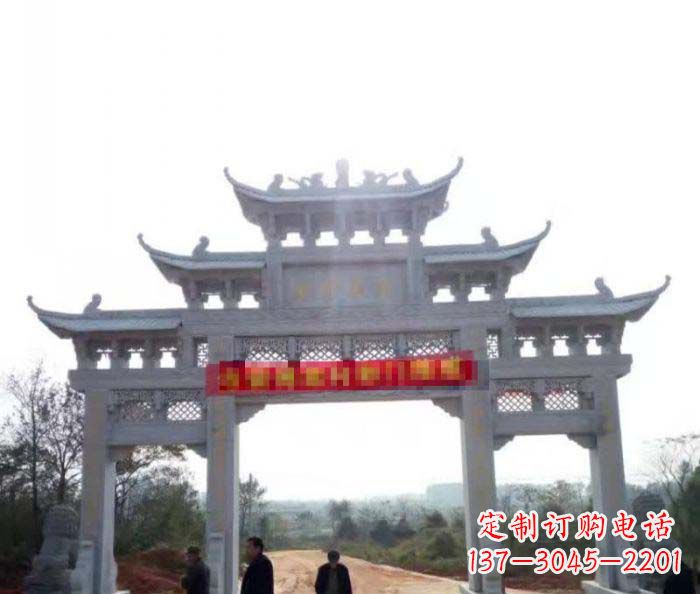 上海三门石雕牌楼古老而精美的雕塑
