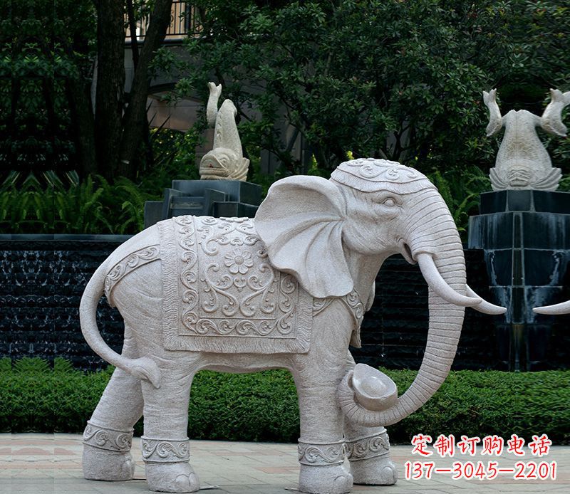 上海以大理石为材料的完美大象雕塑