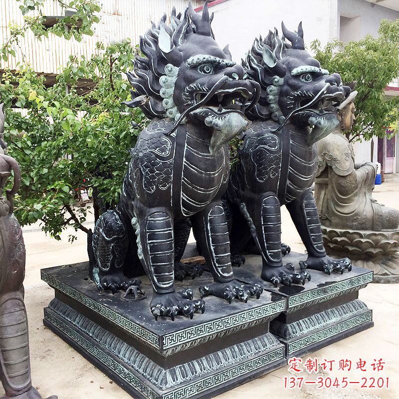 上海象征威严的大理石麒麟雕塑