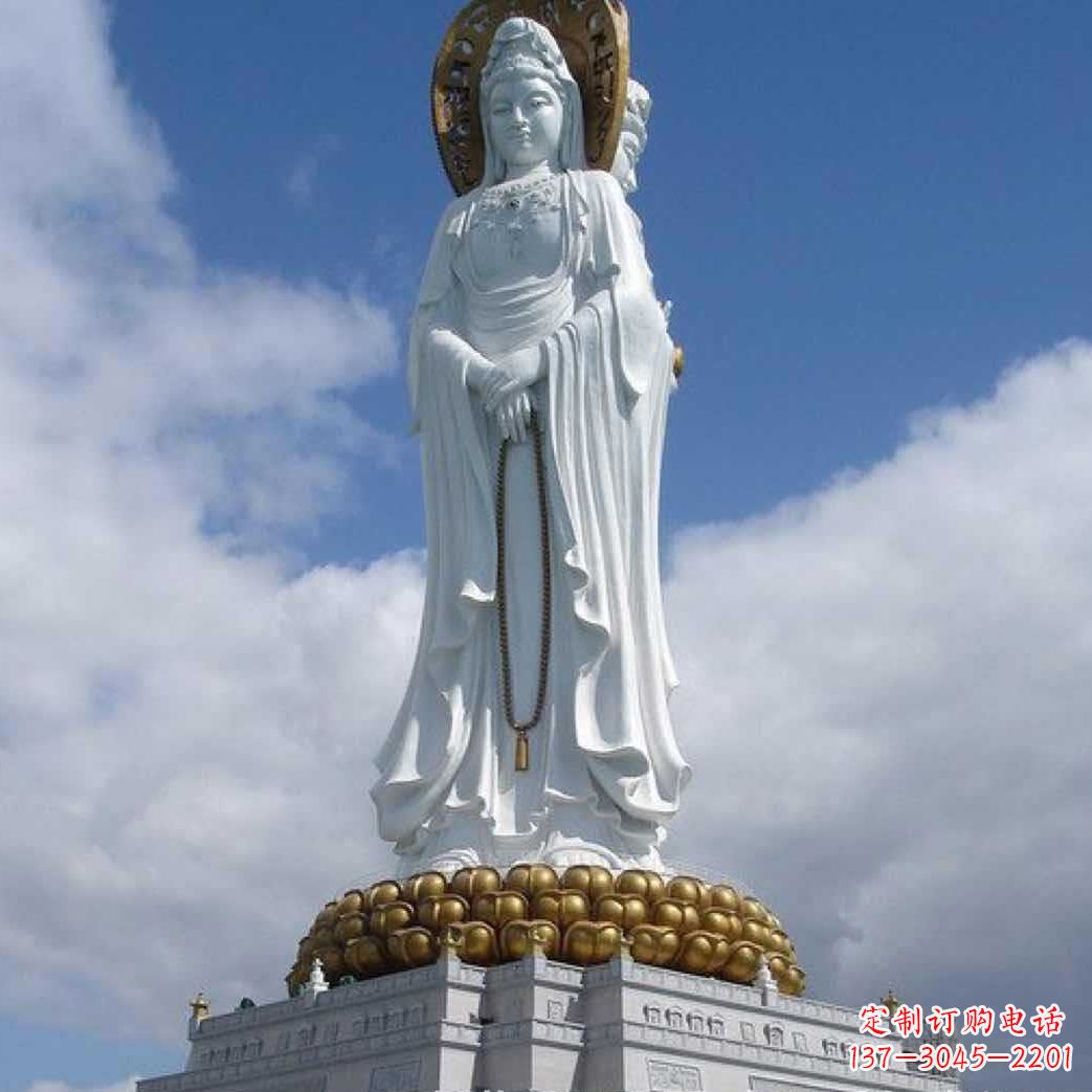 上海汇聚神灵精灵的大型观音石雕