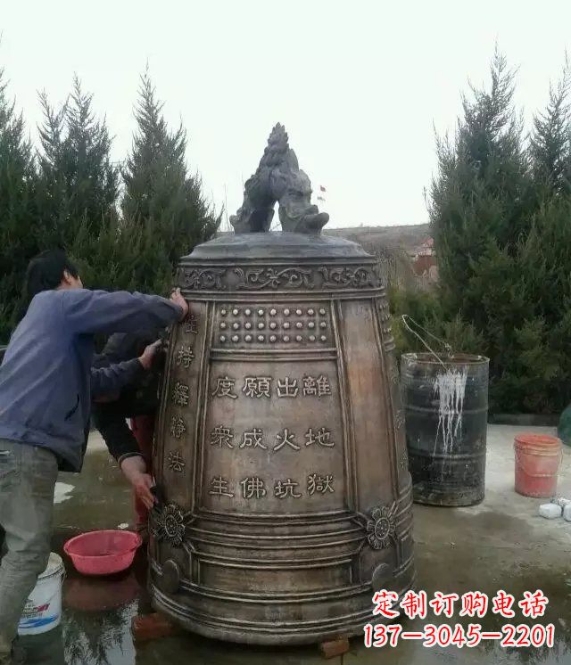 上海中领雕塑-大型铜钟寺庙铜雕