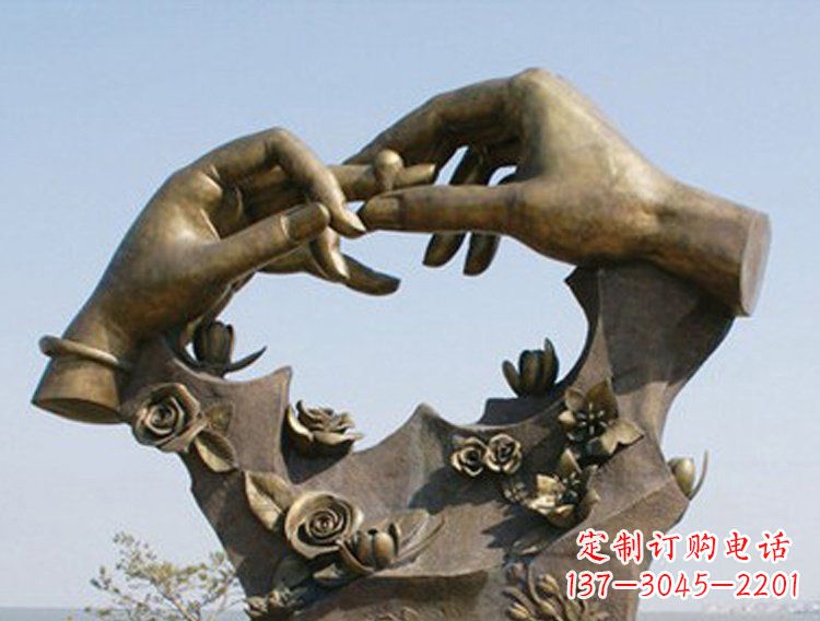 上海戴戒指的手铜雕