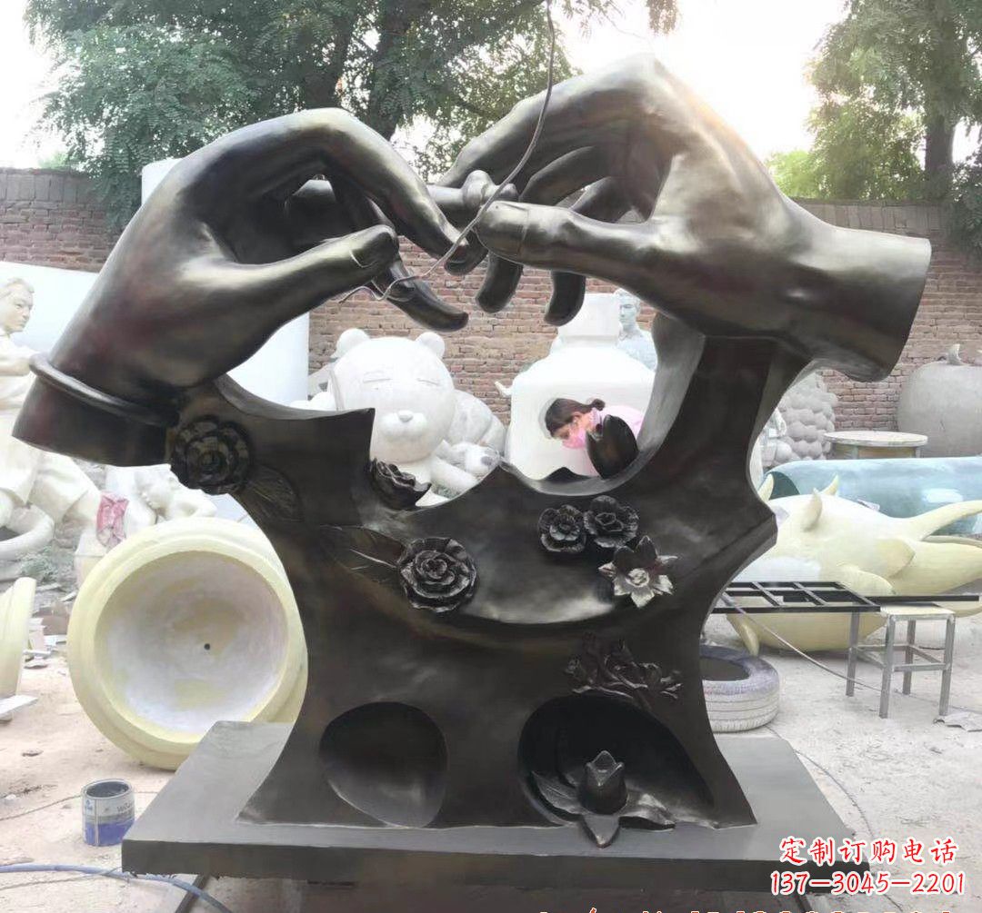 上海精美铜戒指雕塑