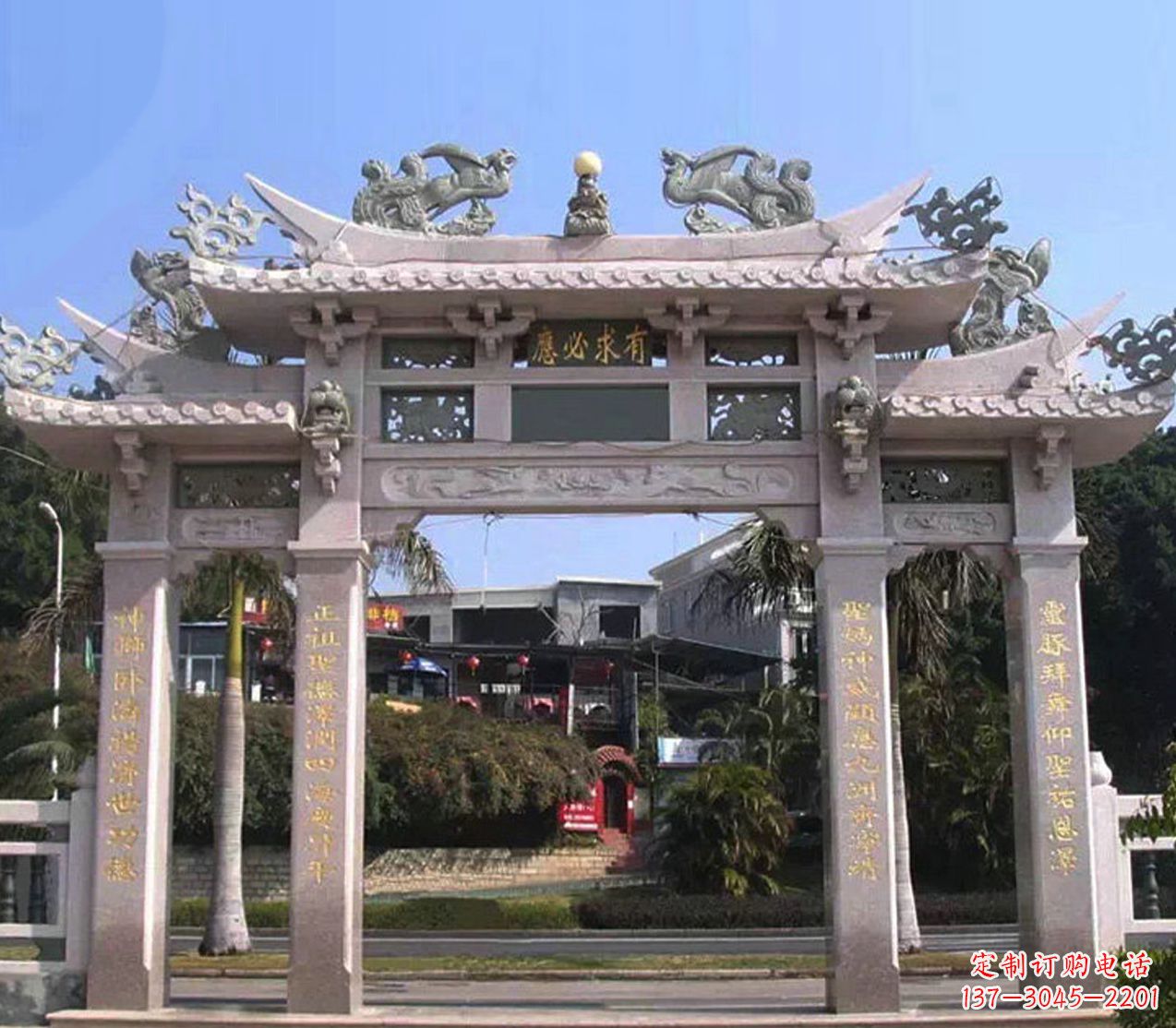上海精美石雕牌坊雕塑——传承文化的艺术精品