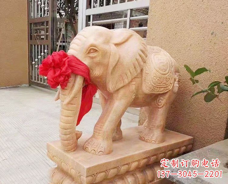 上海精心雕刻大象石雕