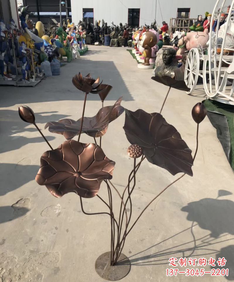 上海精美锻铜荷花雕塑