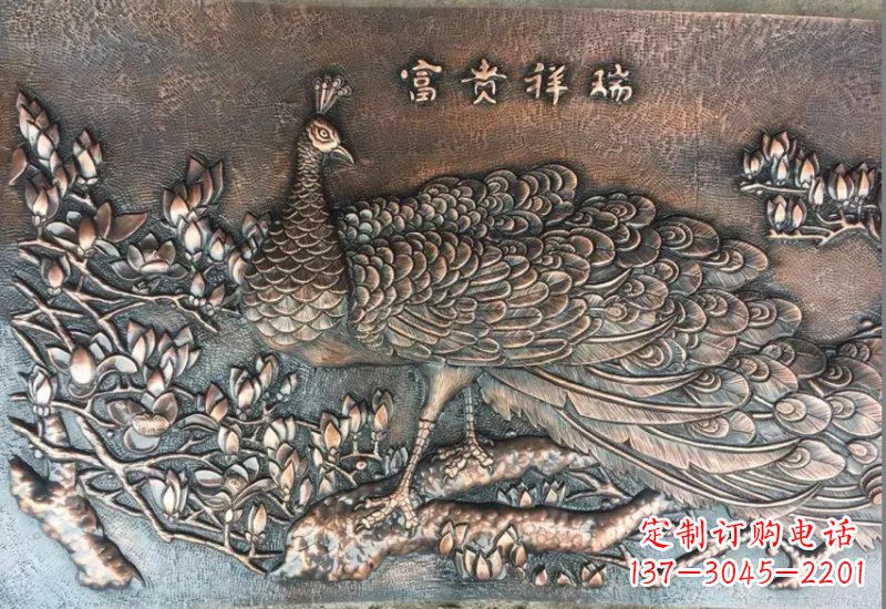 上海华丽锻铜孔雀雕塑