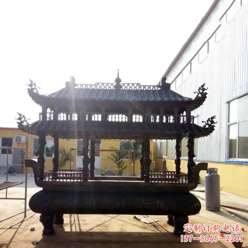 上海欣赏传统文化的多层铜香炉雕塑