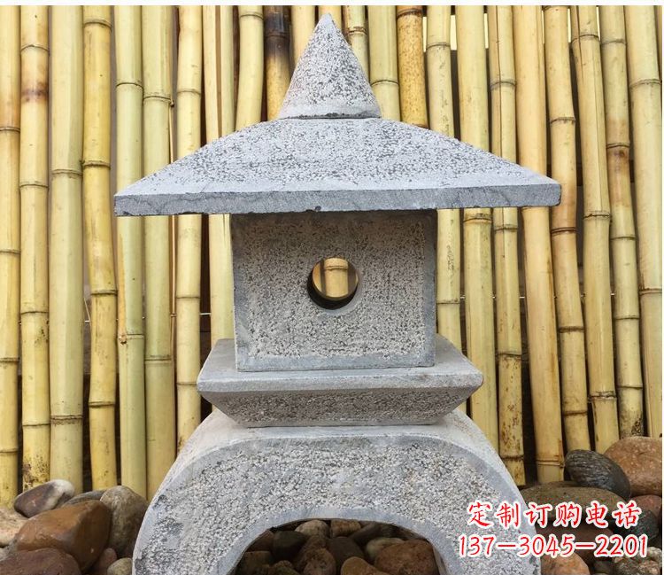 上海古典灯笼石雕