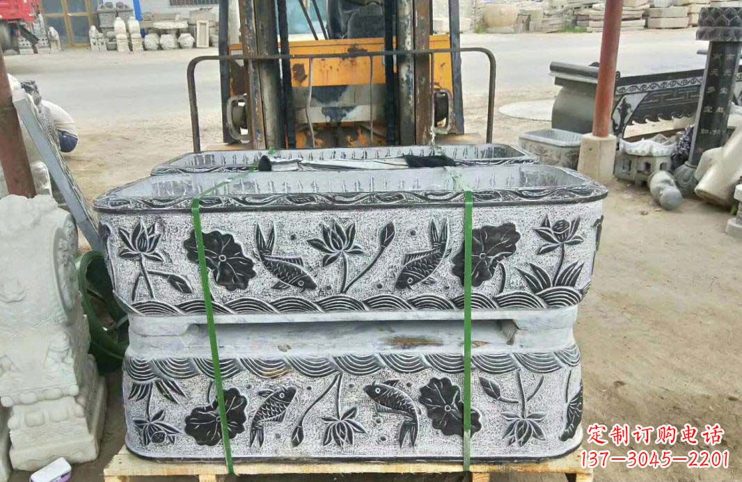 上海精美古典仿古石水缸雕塑