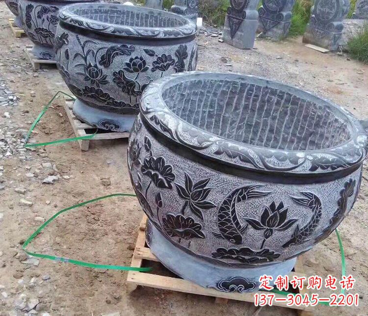 上海古典水缸雕塑