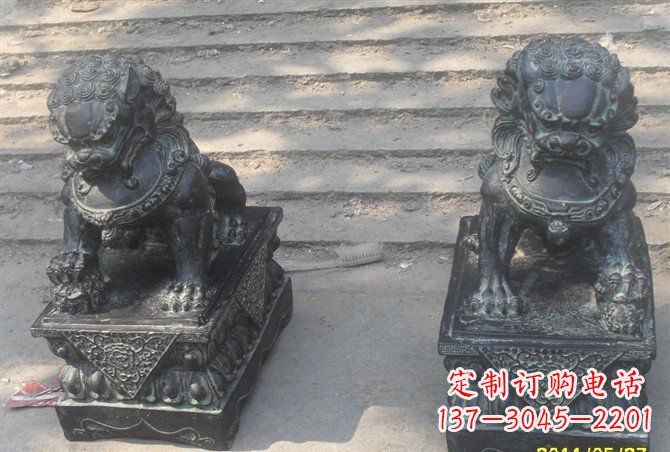 上海仿古铸铜狮子雕塑