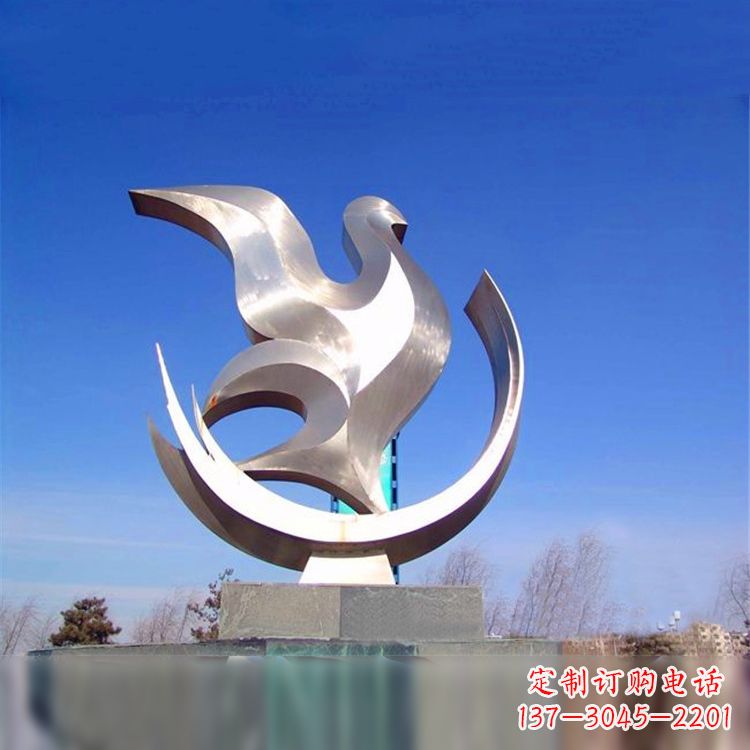 上海贴近自然的精美鸽子雕像