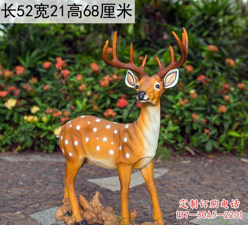 上海精美制作玻璃钢仿真梅花鹿雕塑