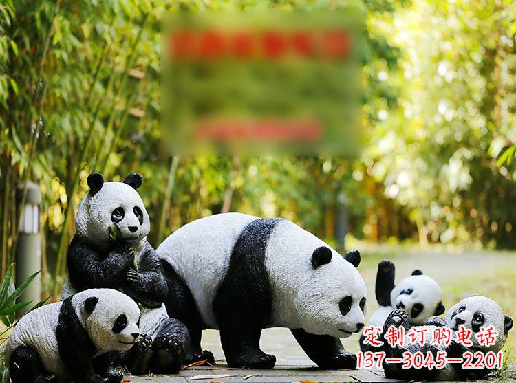 上海玻璃钢仿真熊猫雕塑