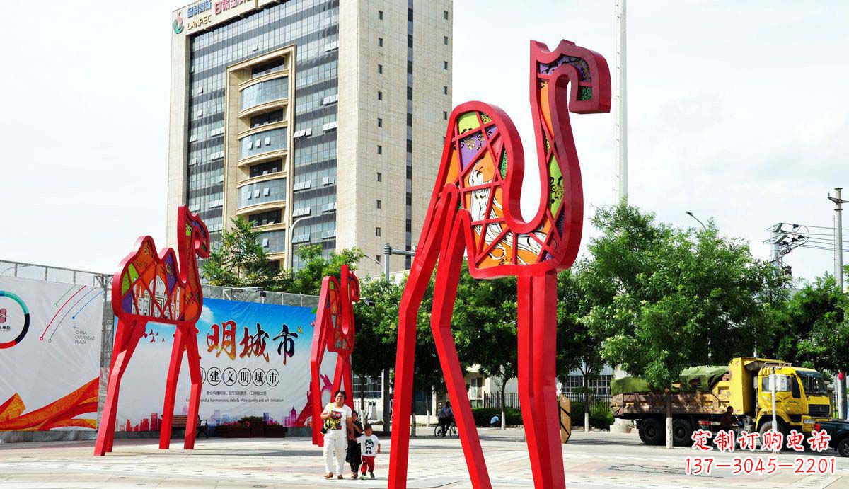 上海公园不锈钢抽象骆驼雕塑