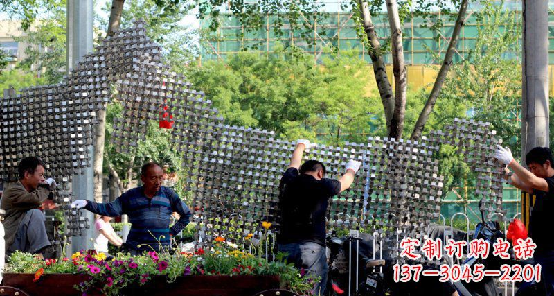 上海中领雕塑 - 动物抽象不锈钢雕塑