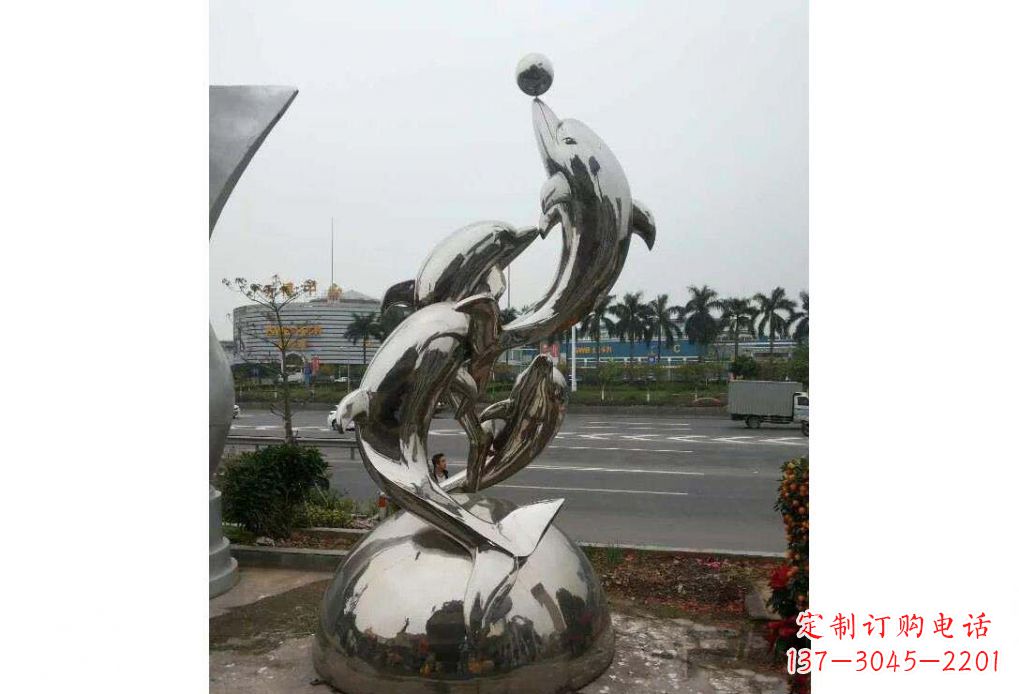 上海海豚系列不锈钢顶球雕塑