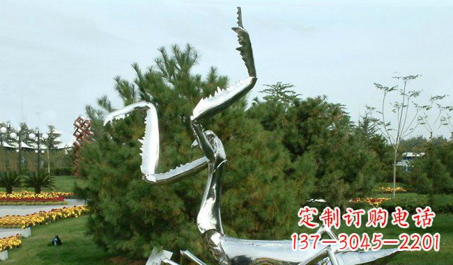 上海不锈钢螳螂雕塑