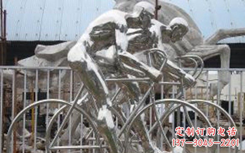 上海公园不锈钢骑自行车人物景观雕塑