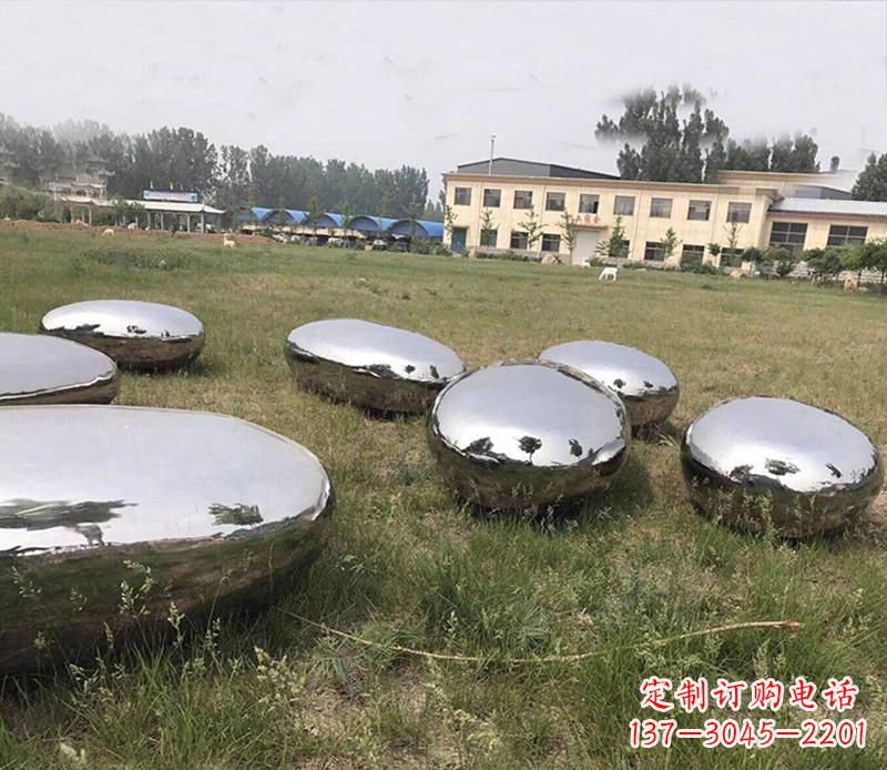上海精美不锈钢水滴景观雕塑