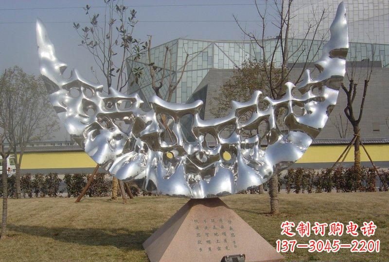 上海新款不锈钢月亮景观雕塑