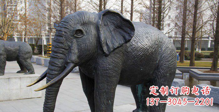 上海公园大象动物雕塑