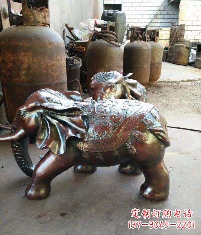 上海 精美的铜质大象招财雕塑