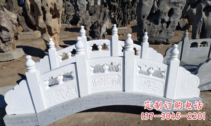 上海公园汉白玉石拱桥 (6)