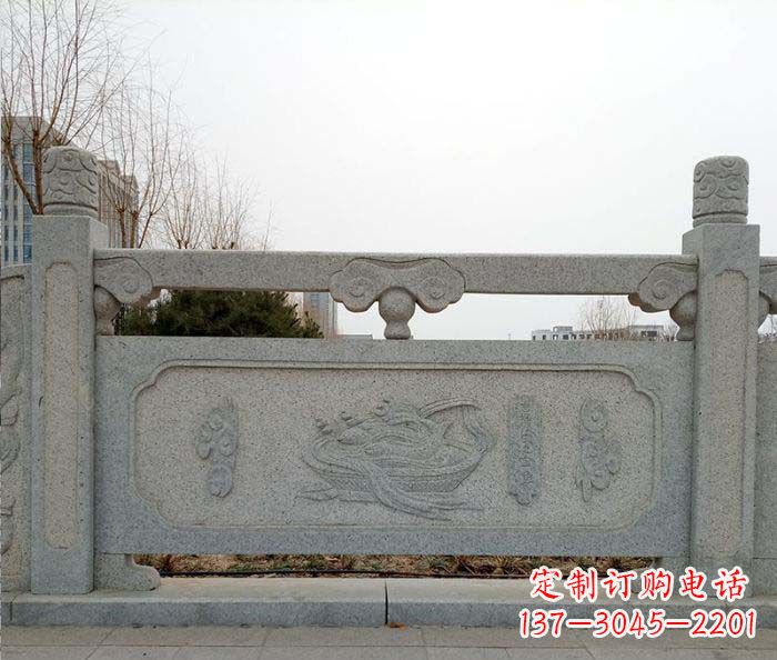 上海公园户外栏板石雕