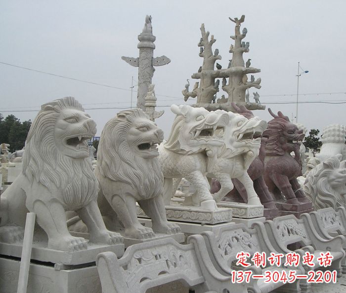 上海新中式金色狮子雕塑