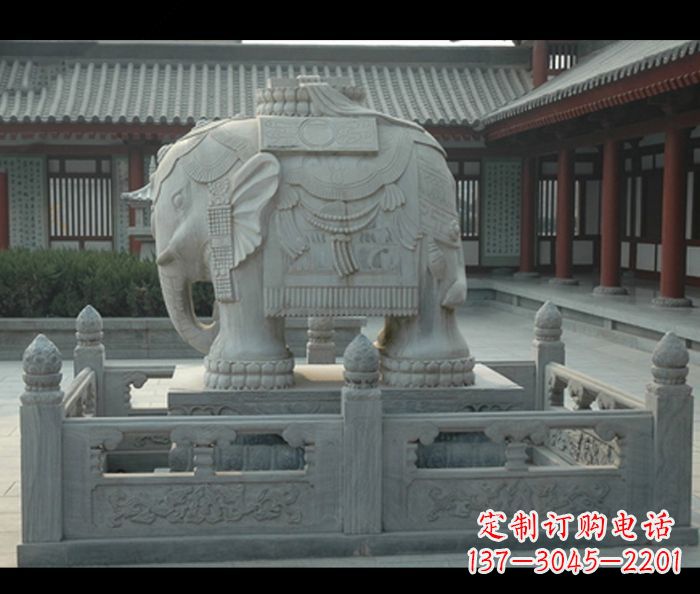 上海用大象雕塑彰显田园风情