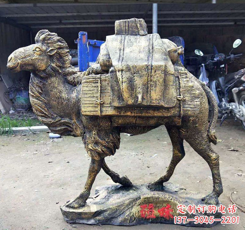 上海公园骆驼铜雕