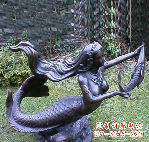 上海公园美人鱼景观铜雕