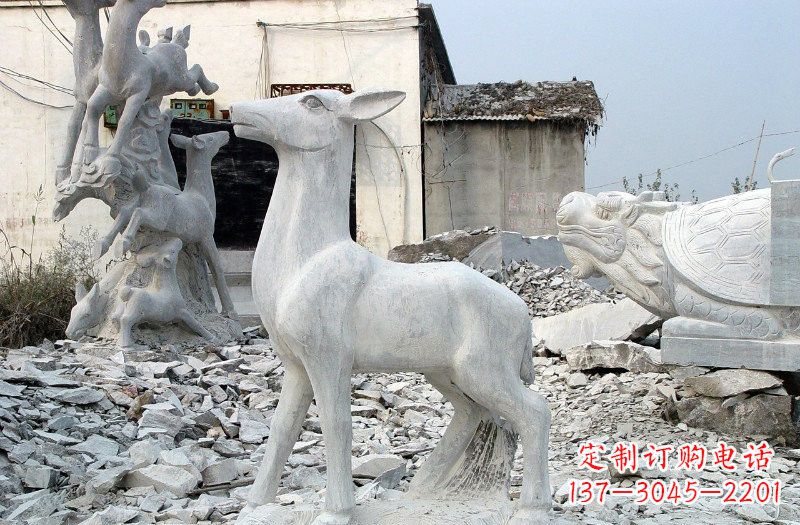 上海青石仿古小鹿雕塑，精美优雅