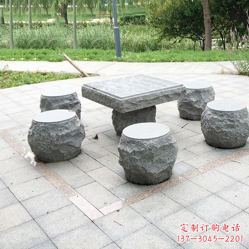 上海新题目“古典风格石桌凳雕塑”