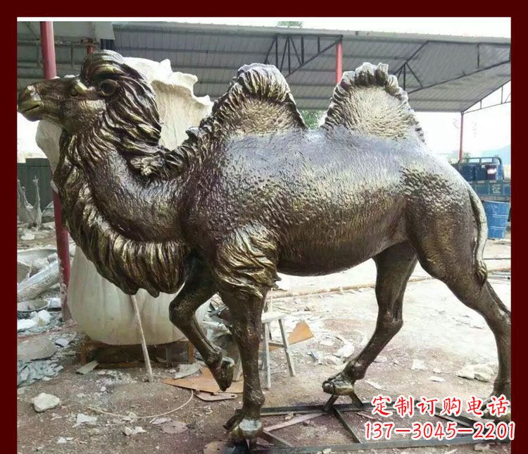 上海双峰骆驼铜雕塑,精美绝伦