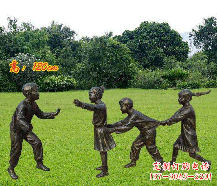 上海公园玩老鹰捉小鸡的儿童小品铜雕 (2)