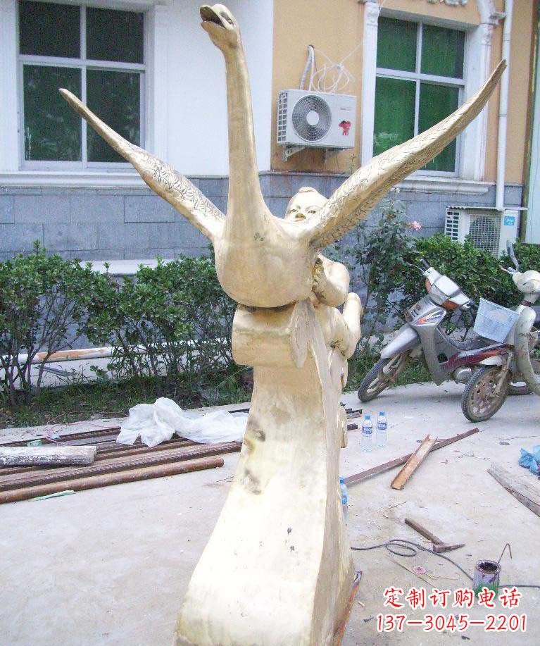 上海孩子与天鹅·梦幻铜雕