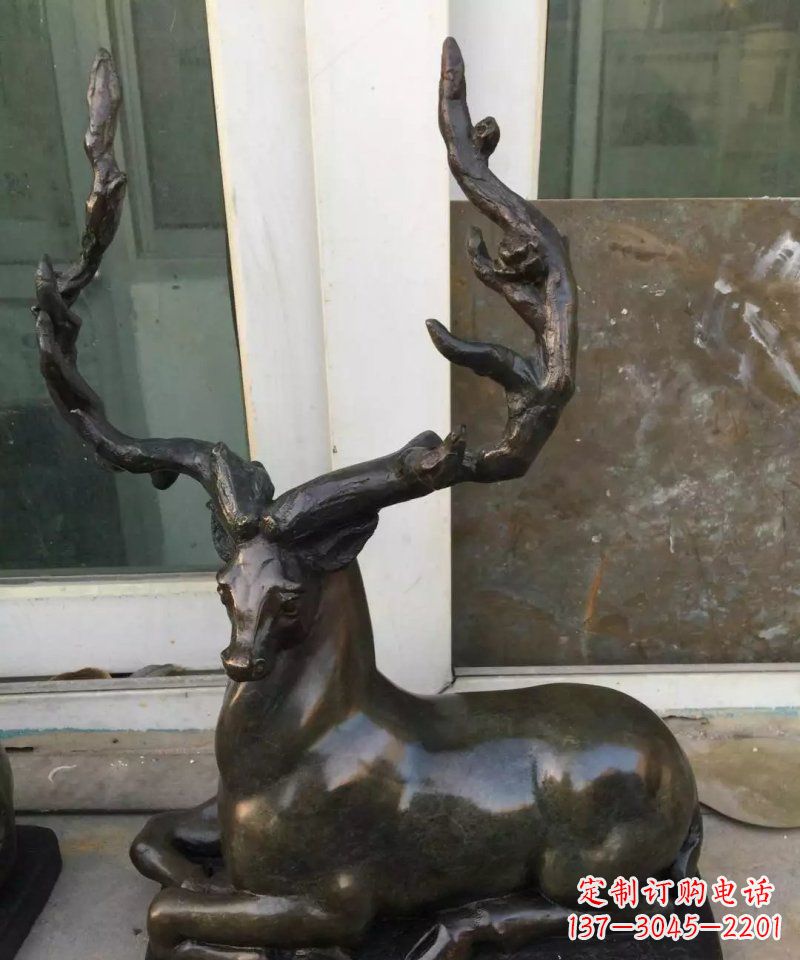 上海铸铜小鹿动物雕塑