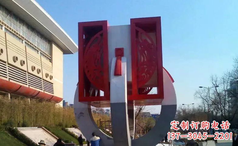 上海中领雕塑:不锈钢圆环雕塑