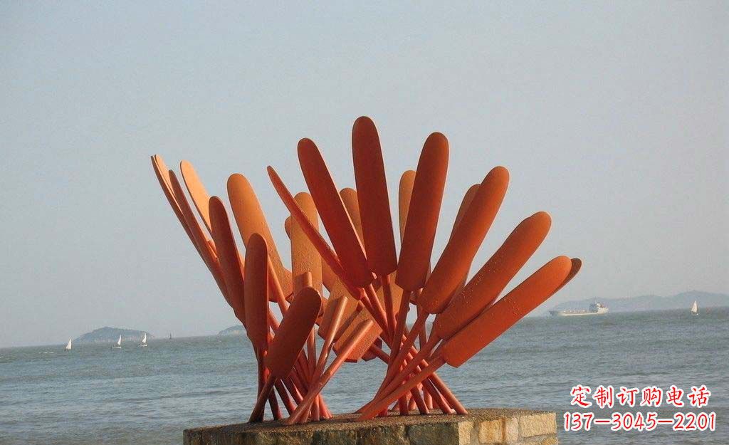 上海卓越海边,不锈钢抽象船桨雕塑