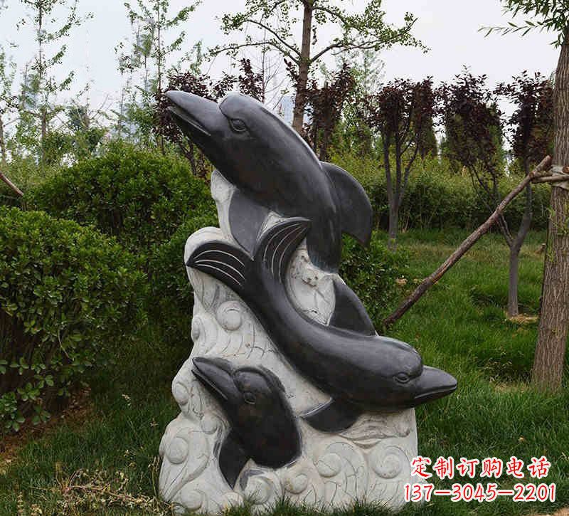 上海特色海豚雕塑,带您体验最真实的海洋梦想