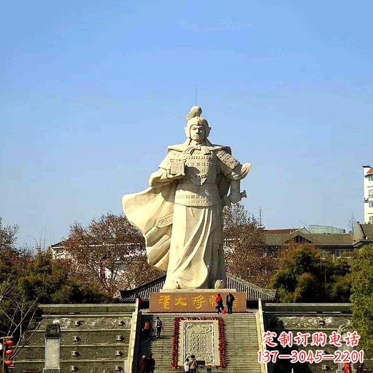 上海韩信西汉军事家雕像,引领西汉文化风采